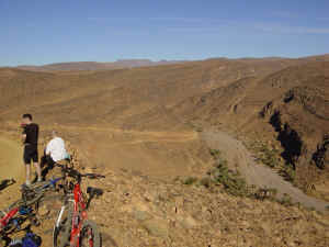 morocco dec 2002 075.jpg (331620 bytes)
